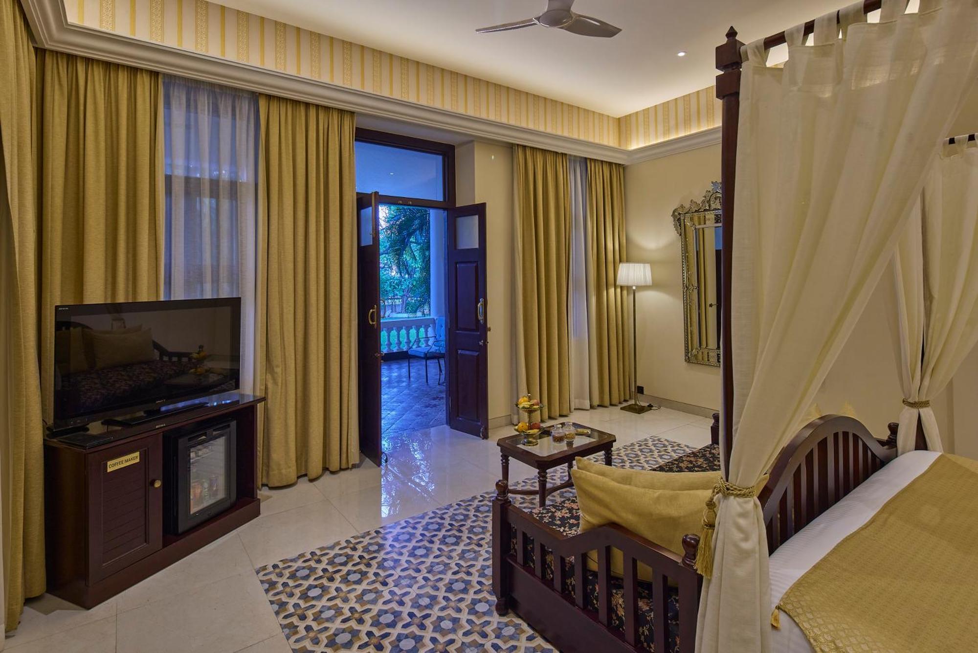 Hotel Royal Orchid Metropole Mysore Esterno foto